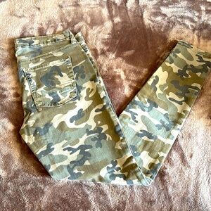 Kendall & Kylie Camo Skinny Jeans